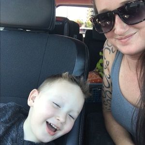 Meet your Posher, Corie